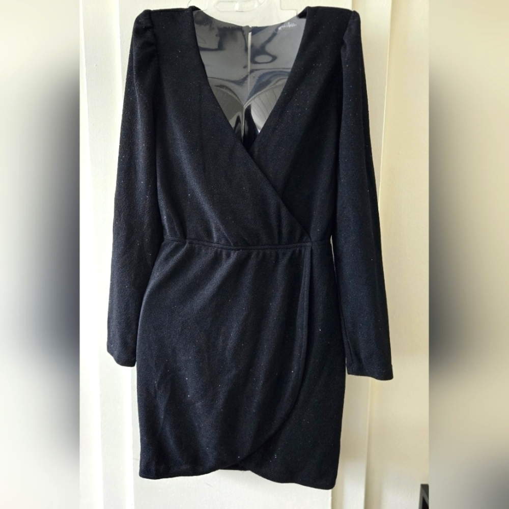 Speechless Black Long Sleeve V-Neck Cocktail Sparkle New Years Dress NWOT